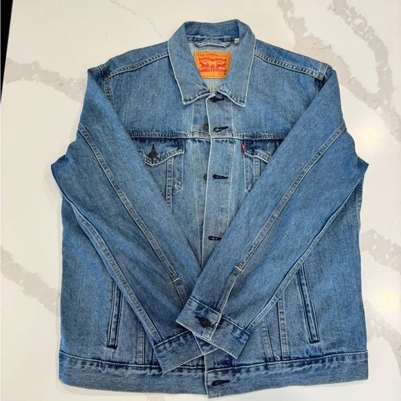 Levi's Light Blue Denim Jacket - Picture 7 of 11